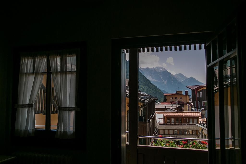 Hotel Posta R.T.A. Madonna di Campiglio Exterior foto