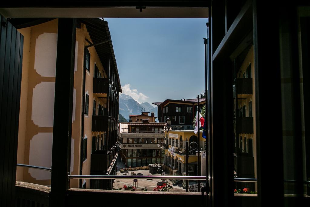 Hotel Posta R.T.A. Madonna di Campiglio Exterior foto