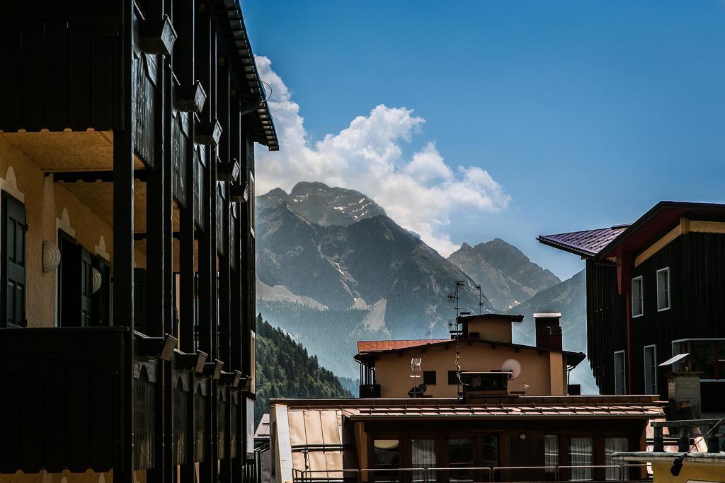 Hotel Posta R.T.A. Madonna di Campiglio Exterior foto